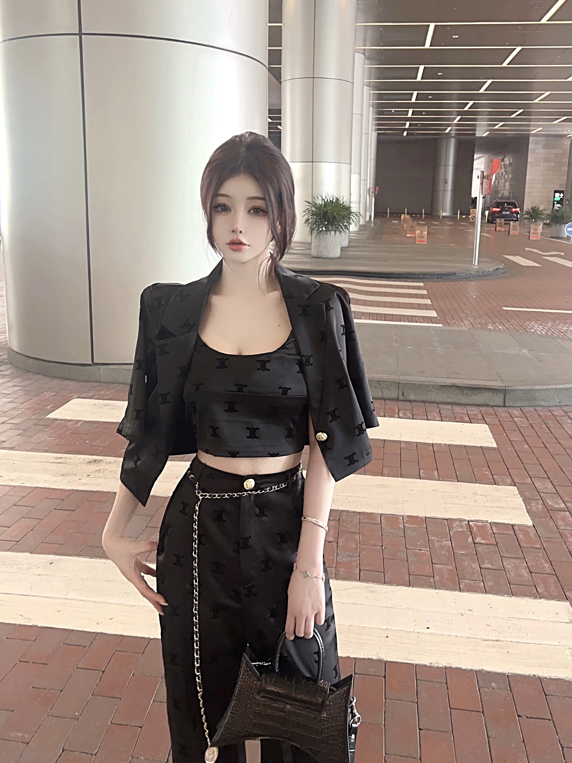 1685812785901_388708