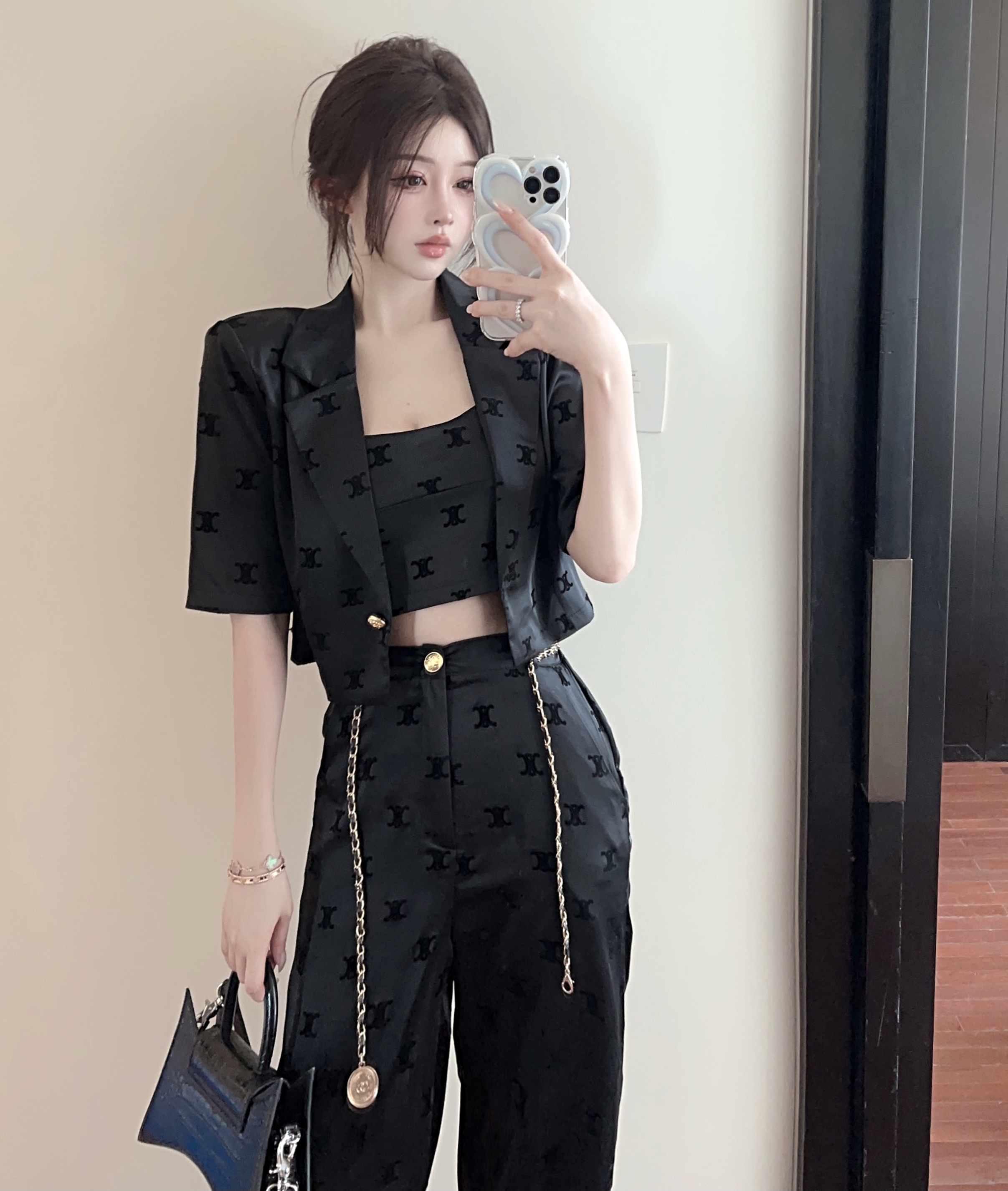 1685812788807_219892