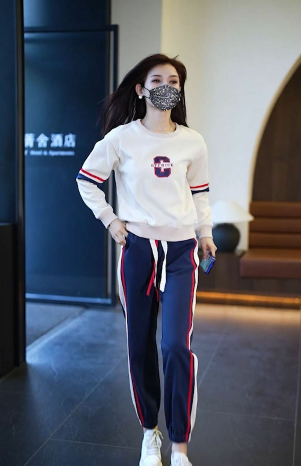 d36b0c07-3a39-44ed-8f1e-e21d194d7fe4