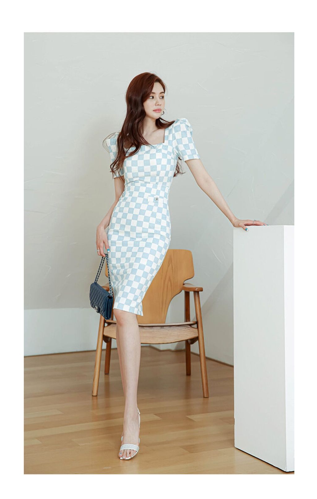 1661040404298_215017