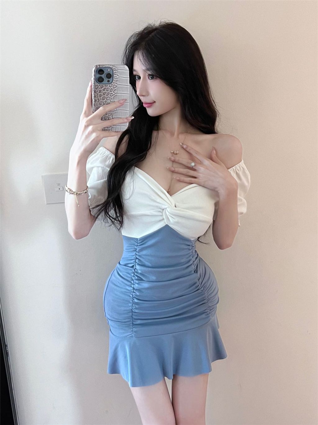 1678199662011_222106