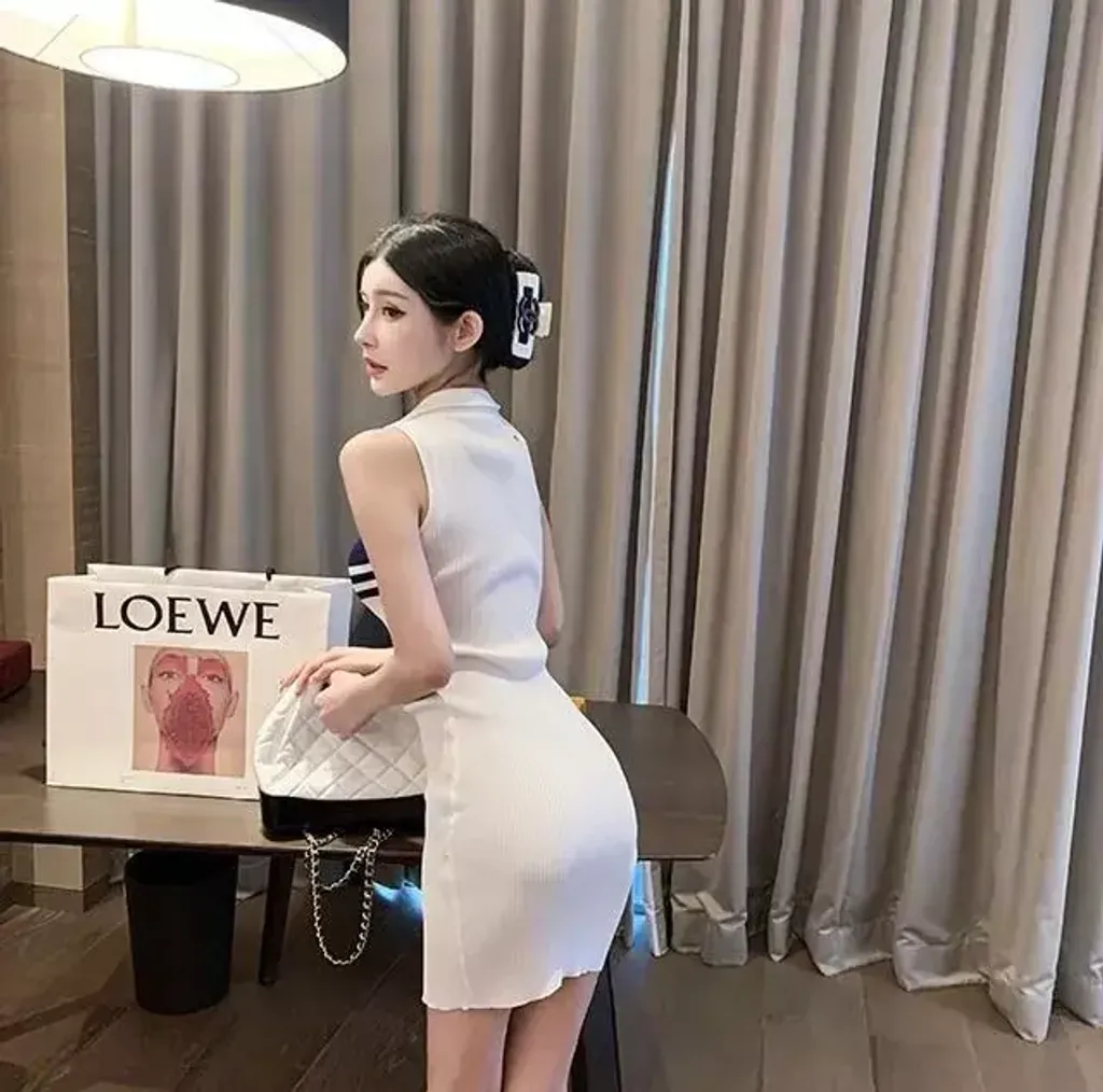 12811198