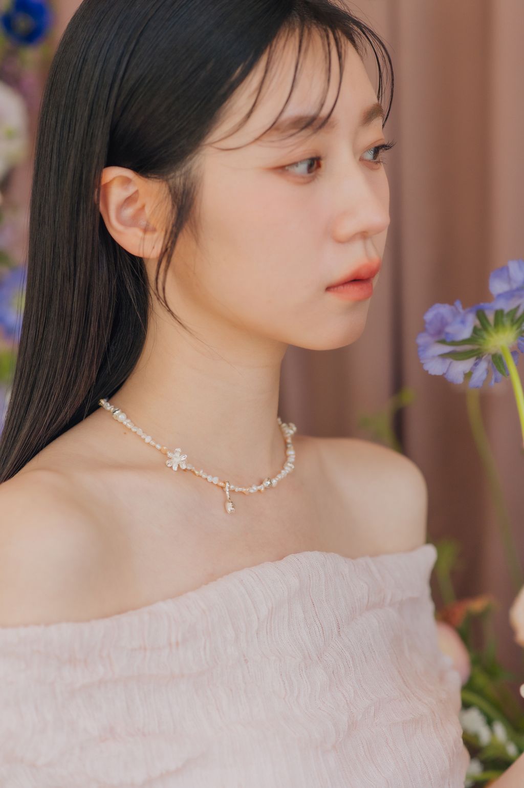 Spring wreath pearl necklace s