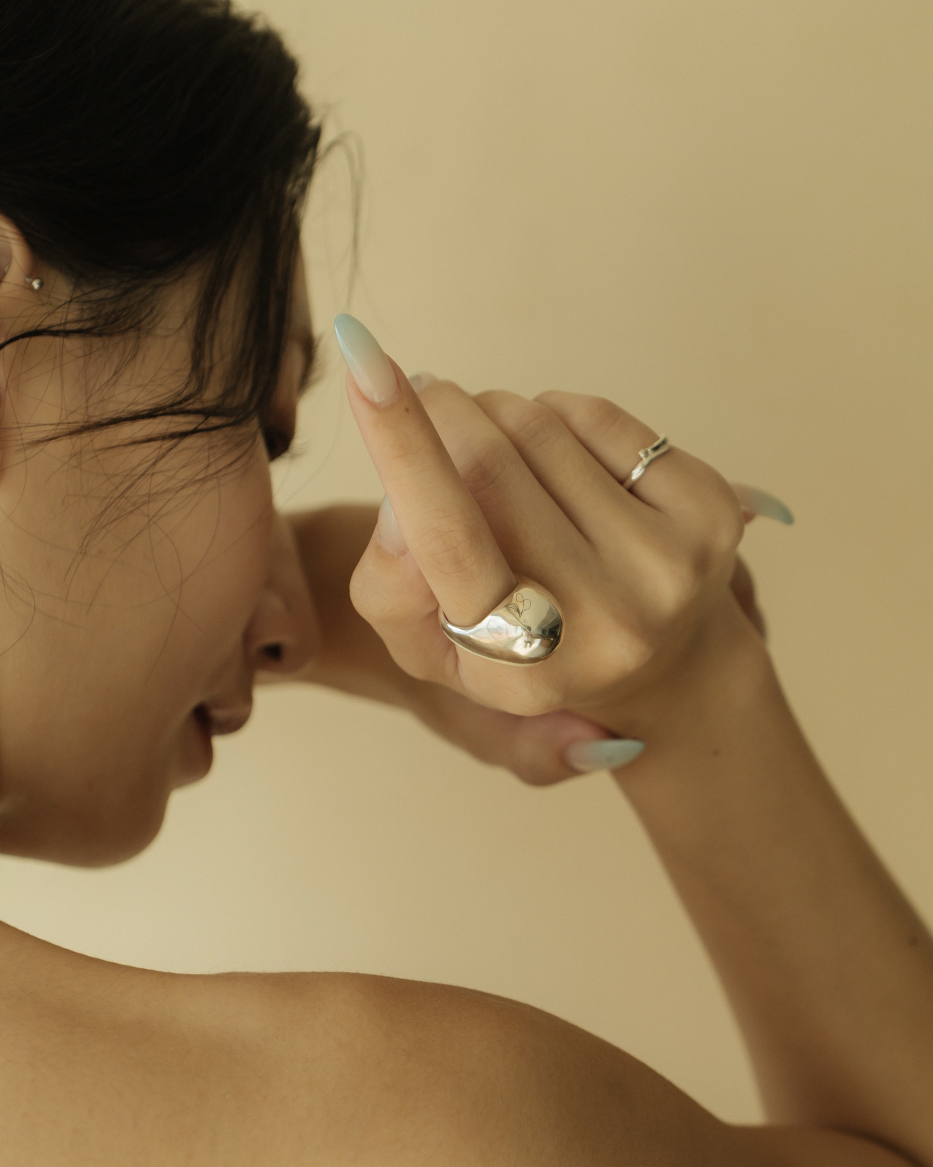 C0EFFEAC-49F7-40DB-A210-D50D010AC048_1_201_a