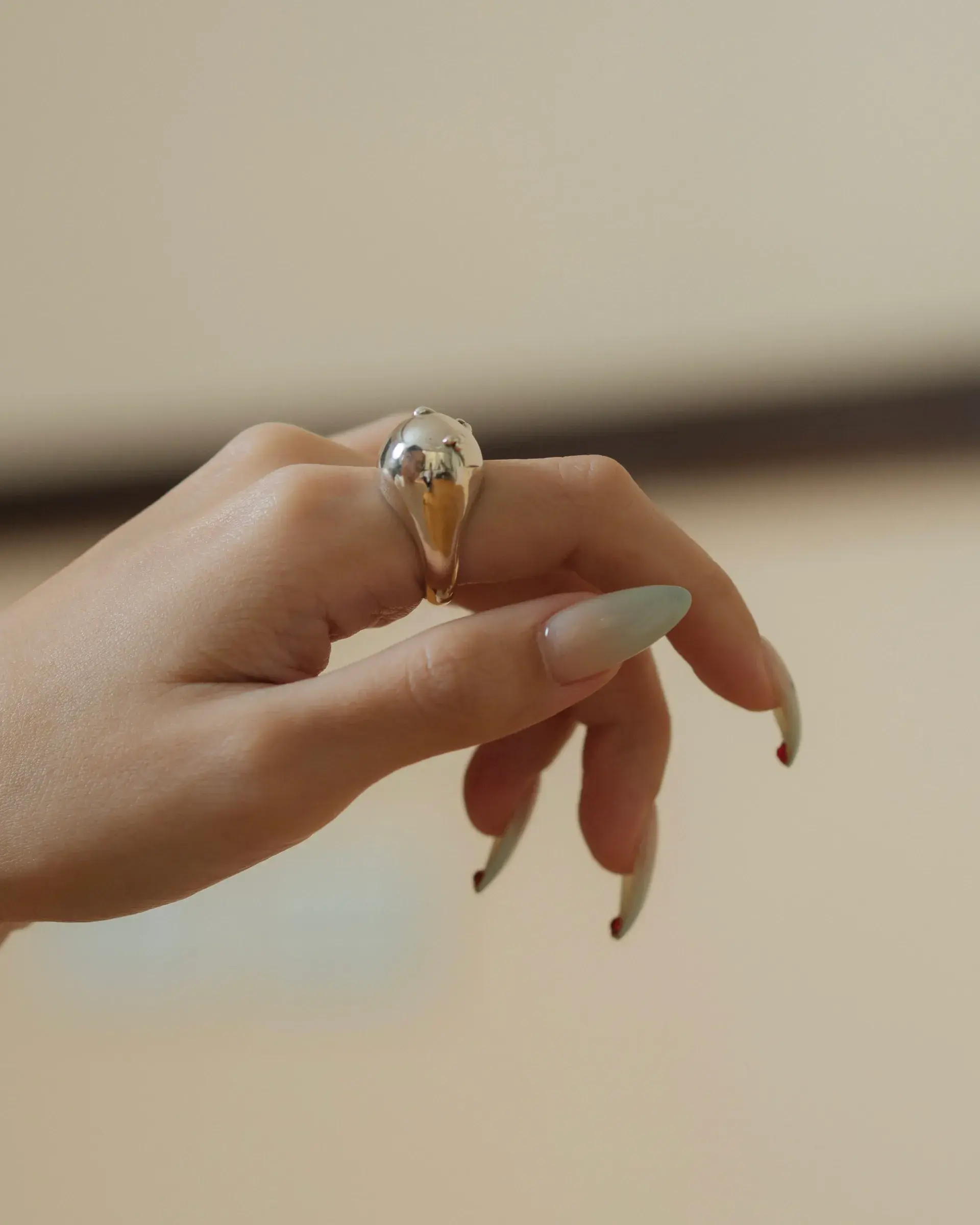 FDD76867-A51F-4110-92D9-9F54E854CD6E_1_201_a