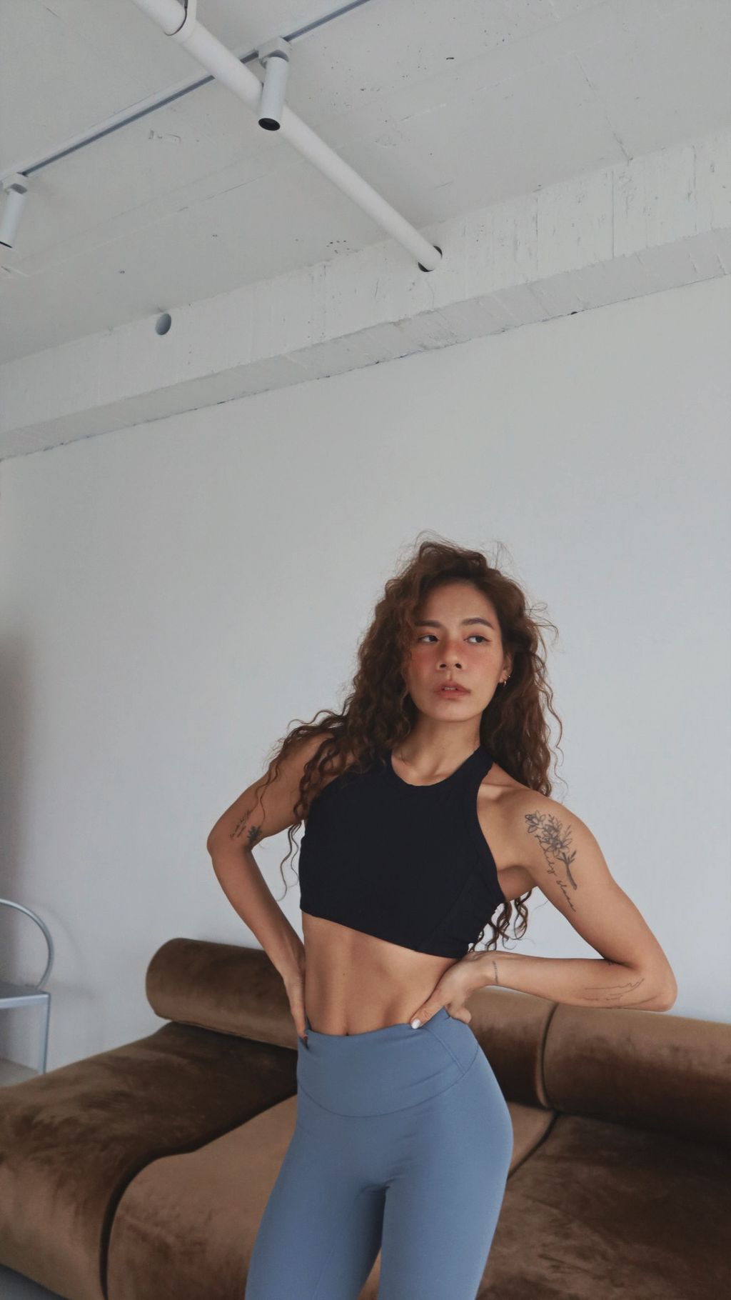 95653D03-3589-4AFF-BC5D-DECB63966622