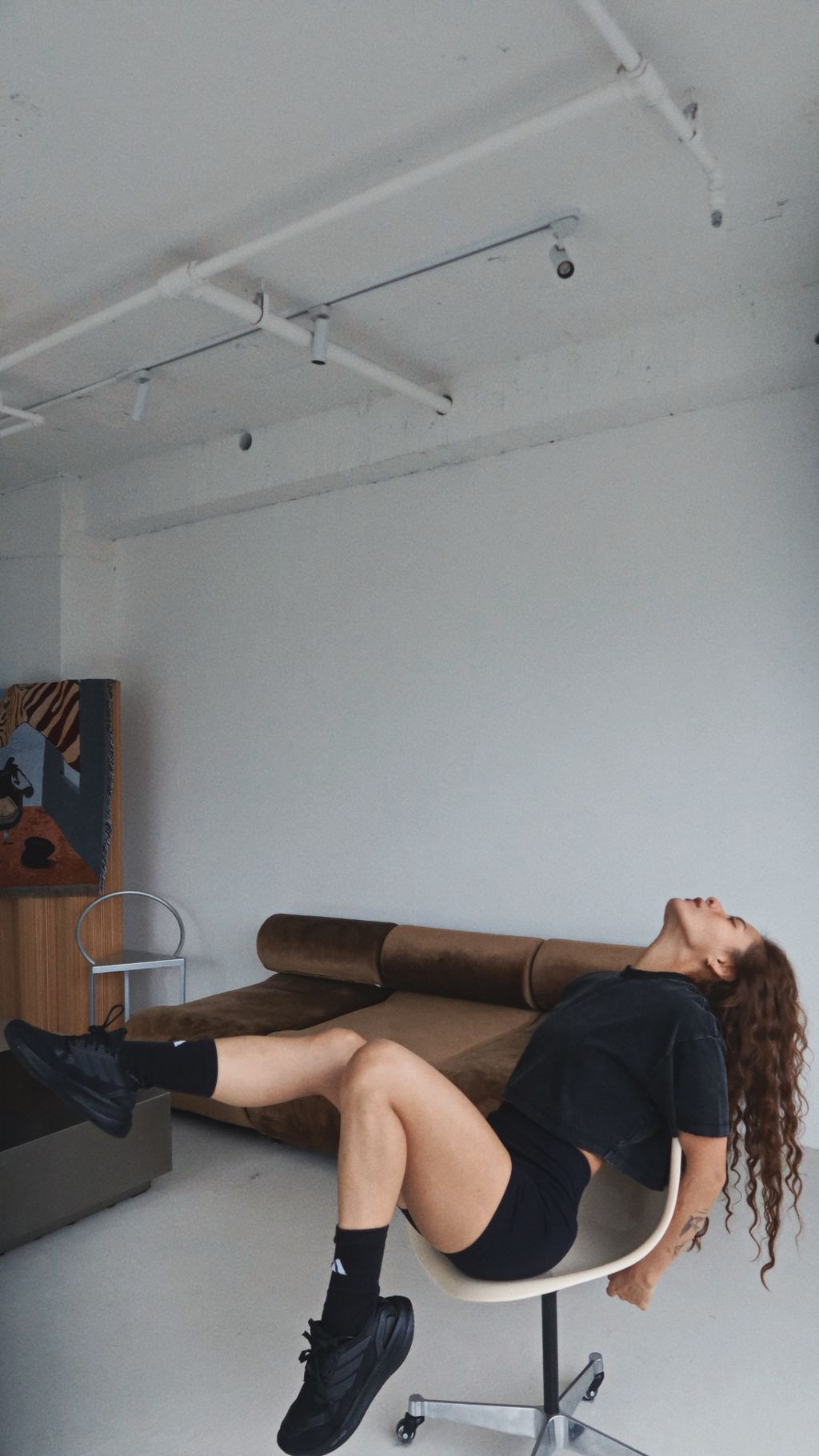 8F8C50DA-D9F5-4DB7-9F2B-3314320A4886