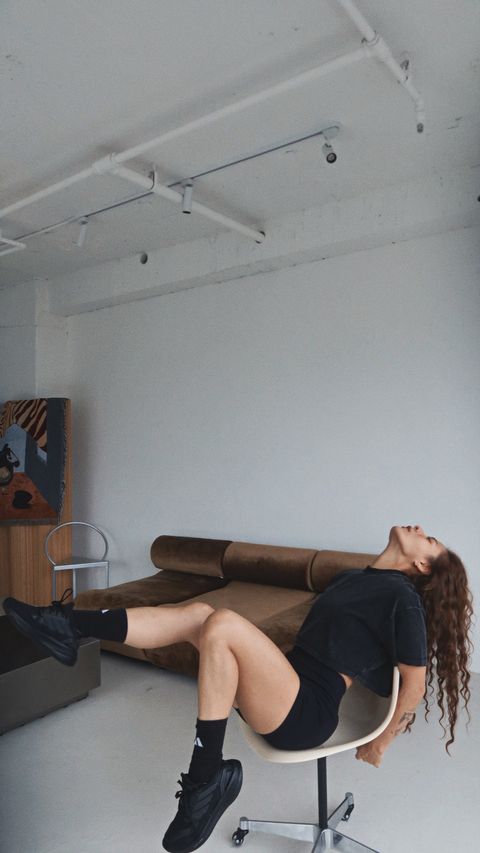 8F8C50DA-D9F5-4DB7-9F2B-3314320A4886