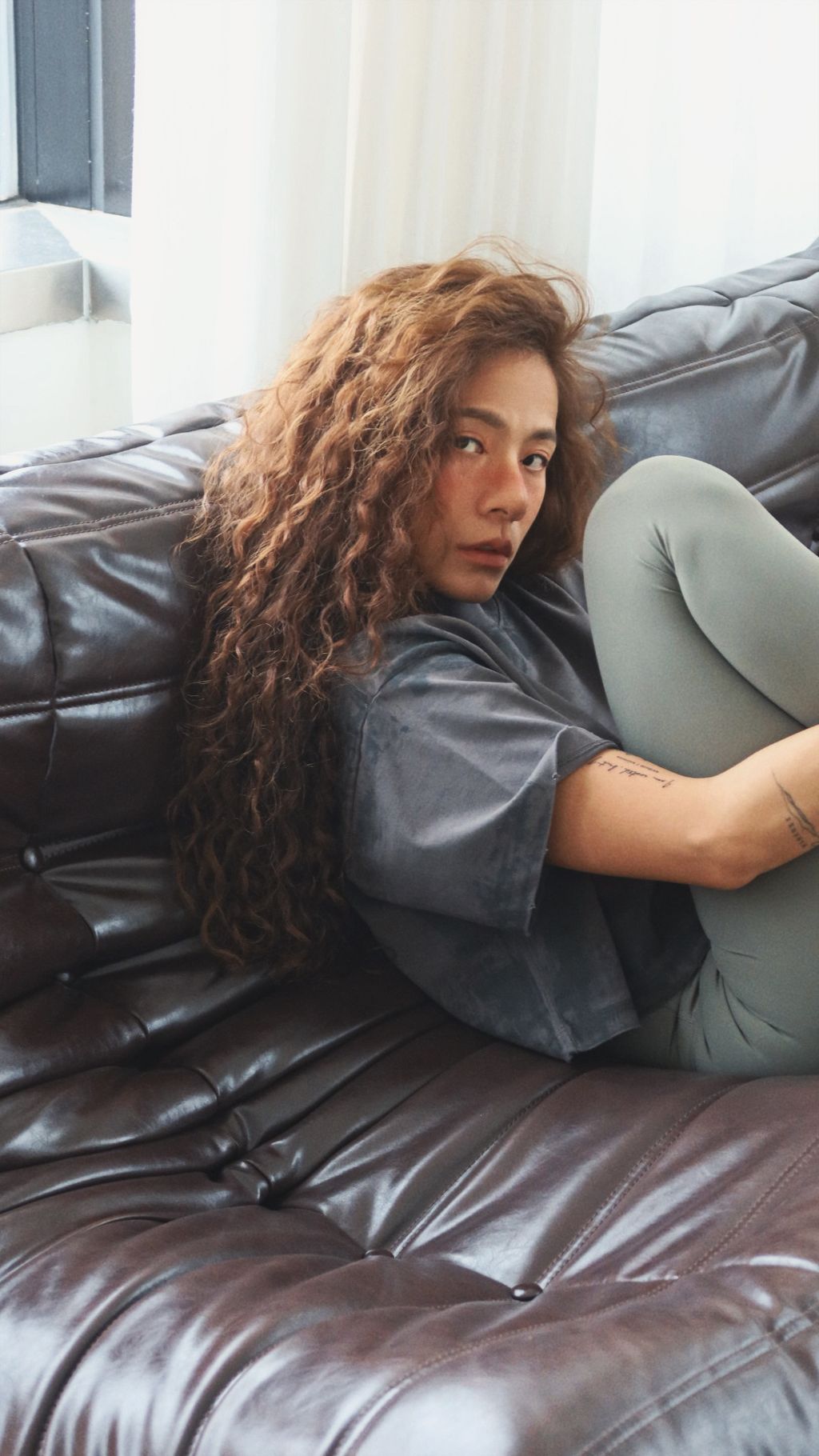 0B1FFEAA-7E21-4945-AA2F-6009FB3E2C30