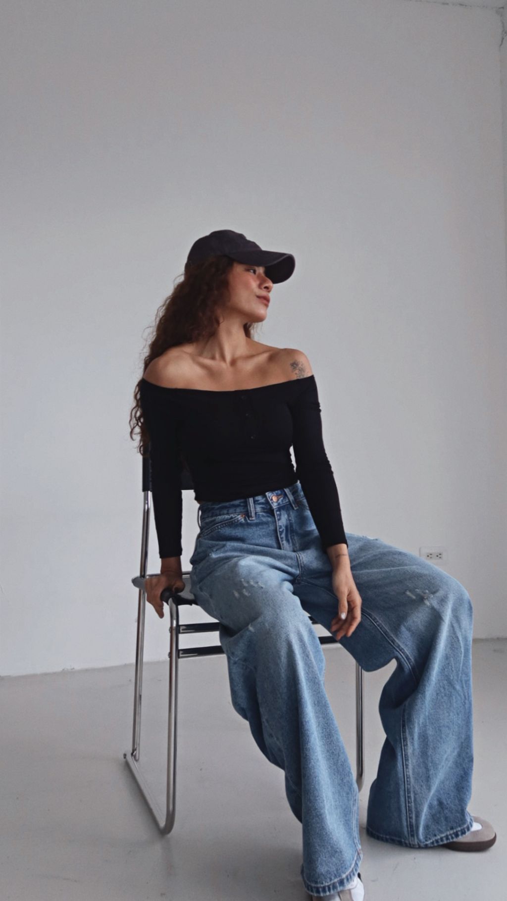 213A8440-40DD-4861-B36B-41CB6FEF07F8