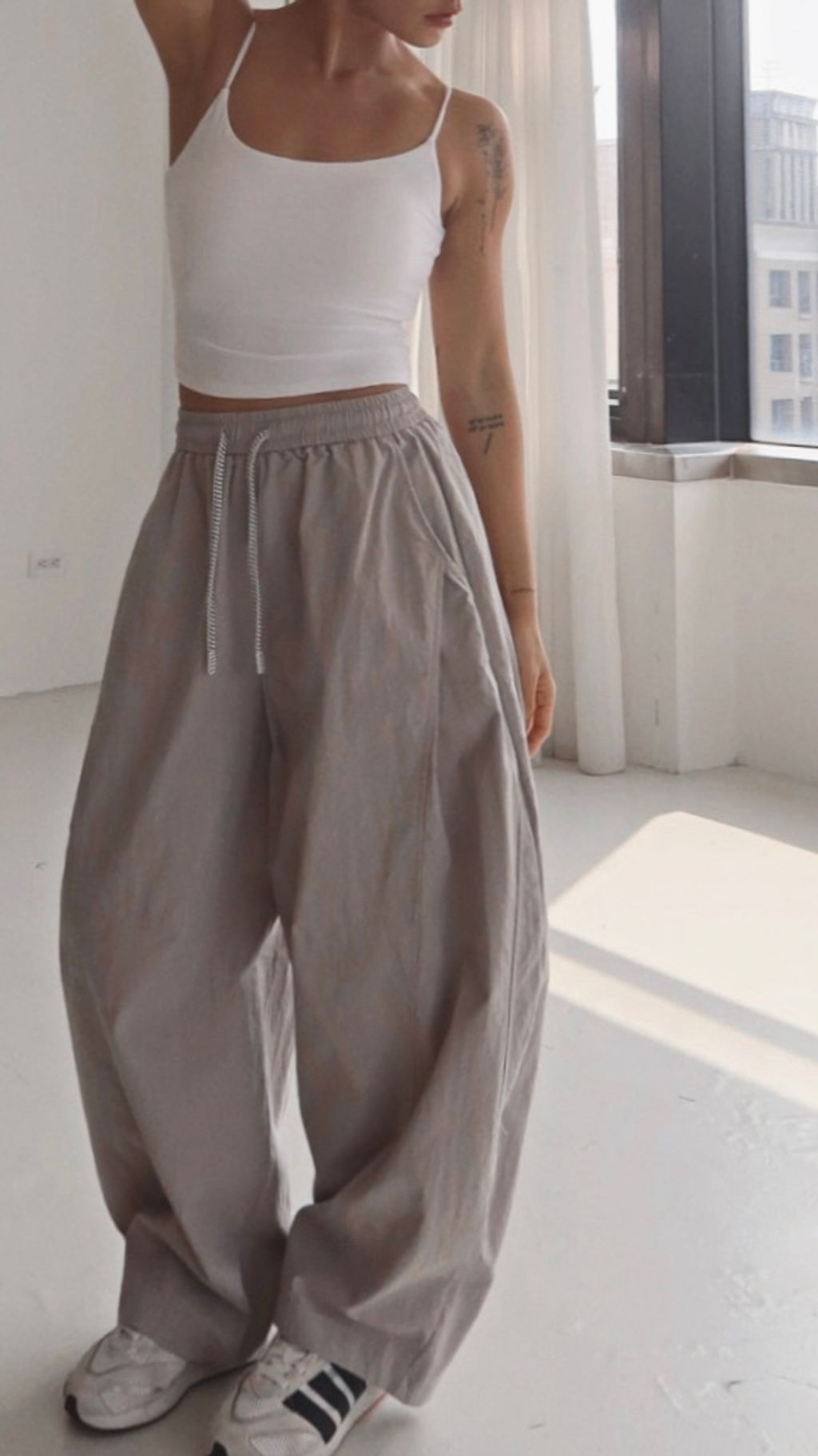 D1154CBC-4D4B-4E27-A81B-4E96430BAF6F