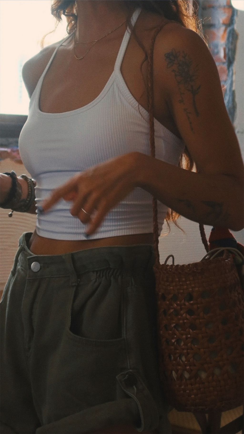 1689B539-5DCB-468E-84D6-2AAB22030B5D