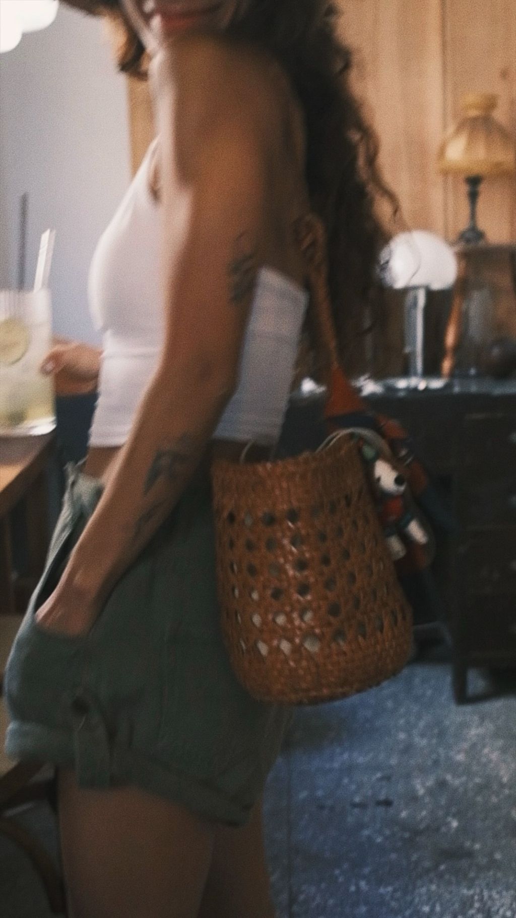 C68FC9D8-56D4-4E04-BF5F-0F95E6CB603D