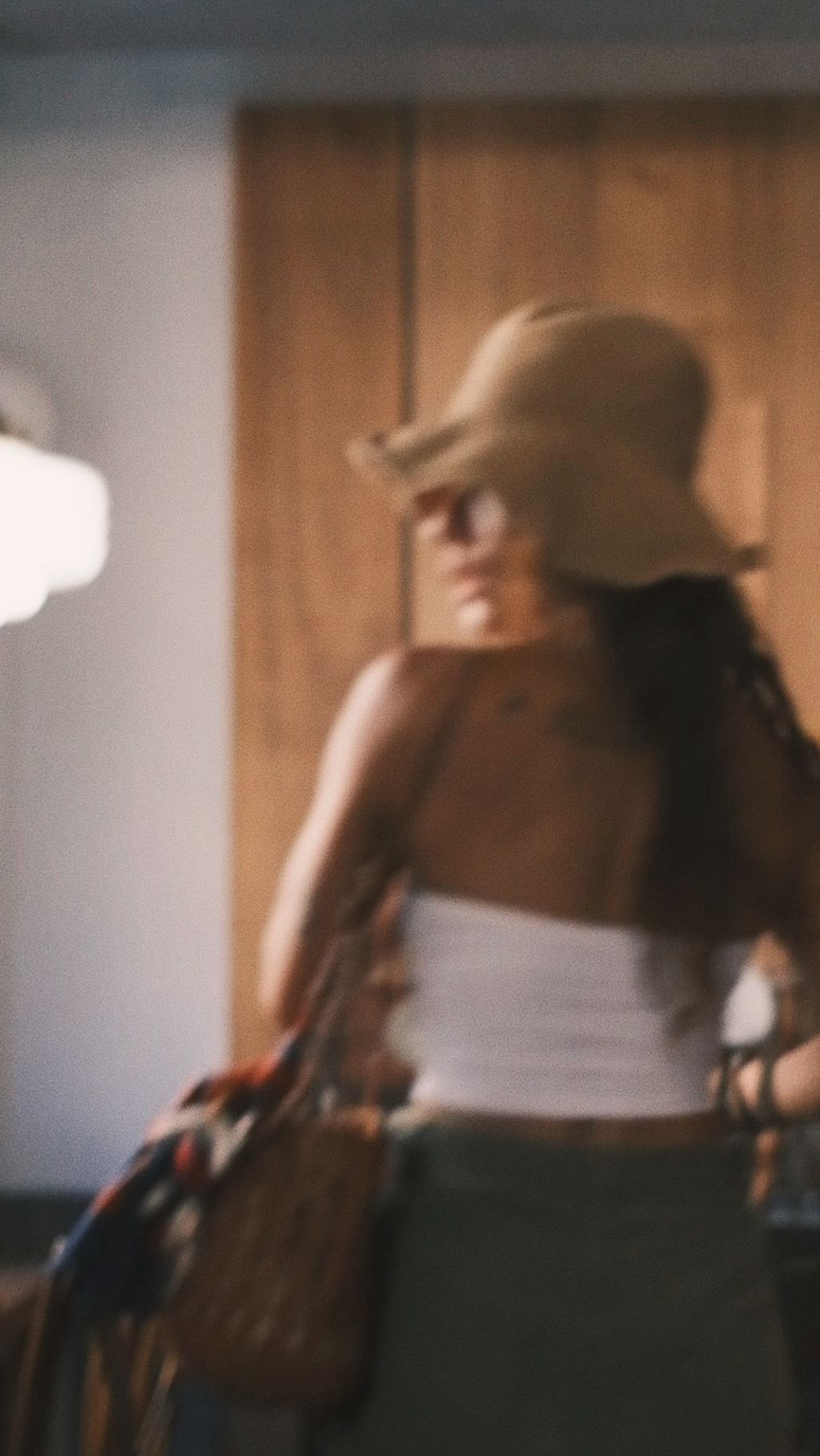 C6D23658-201F-4C64-8499-962B2CE209C1