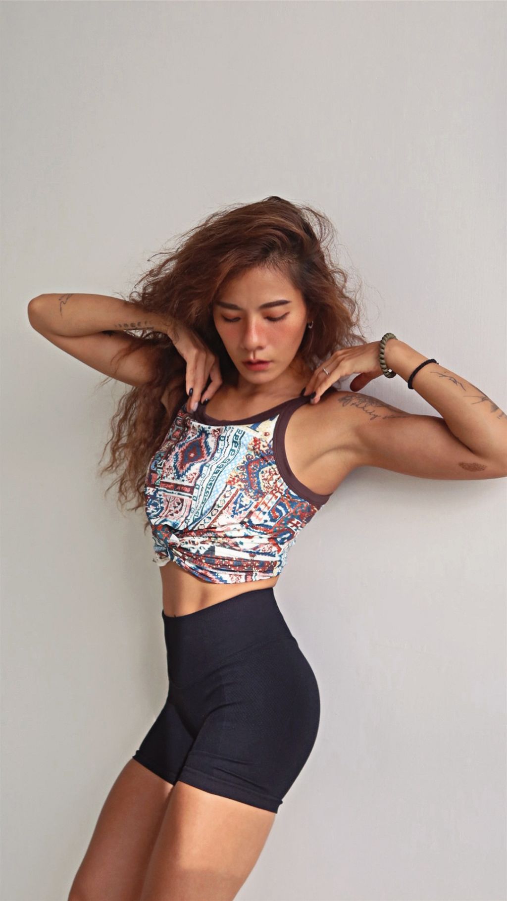 DABEEC84-5D41-4876-8974-228A7E615287