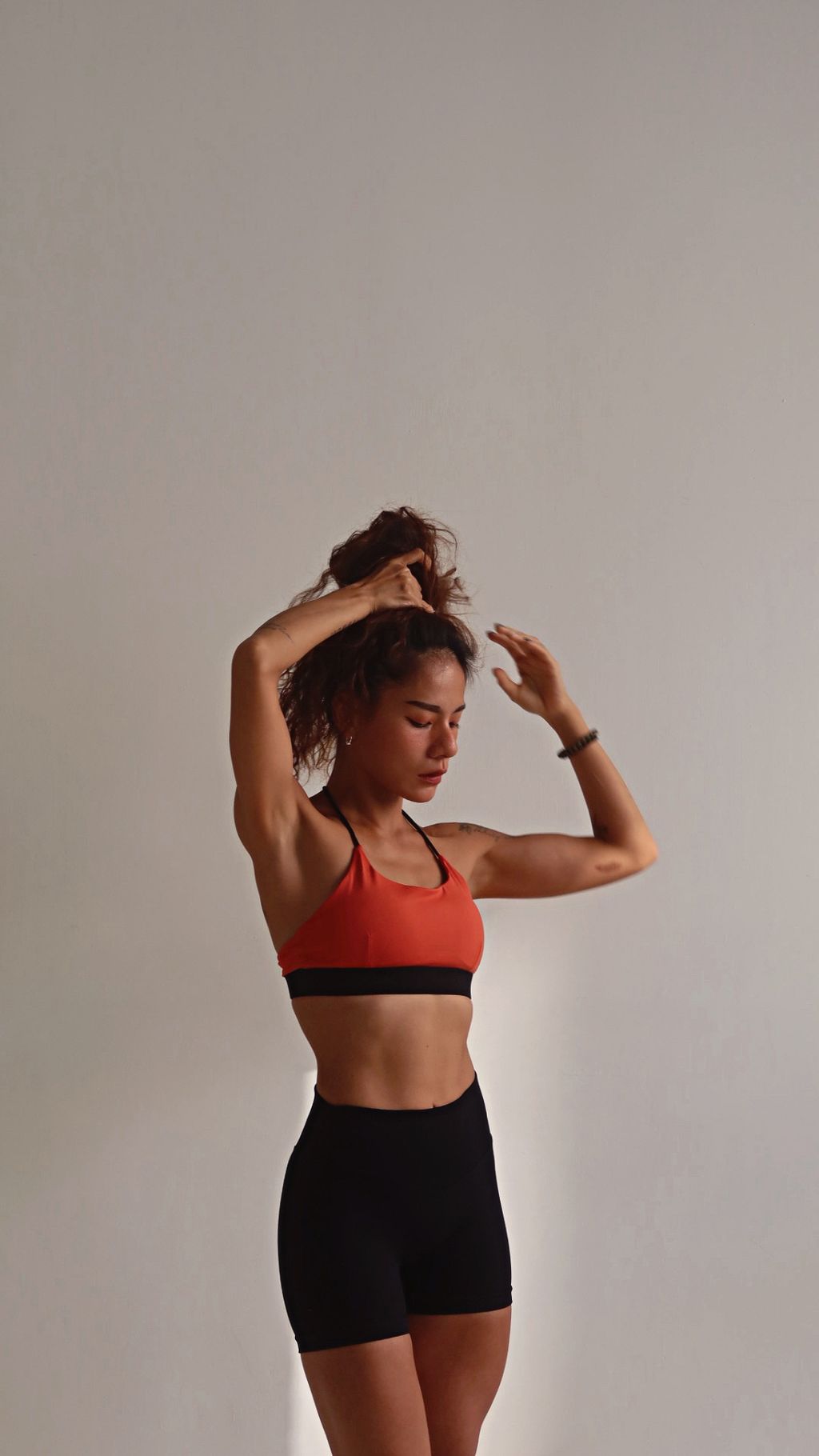 EFAFED70-8CDE-4183-BA86-31AFBC51A85D