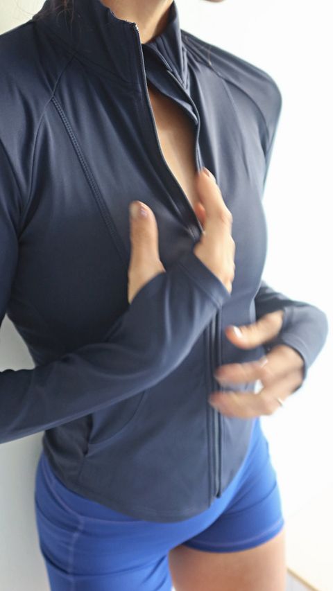 01AB1007-65F6-4823-A7A9-BC1BC255CE83