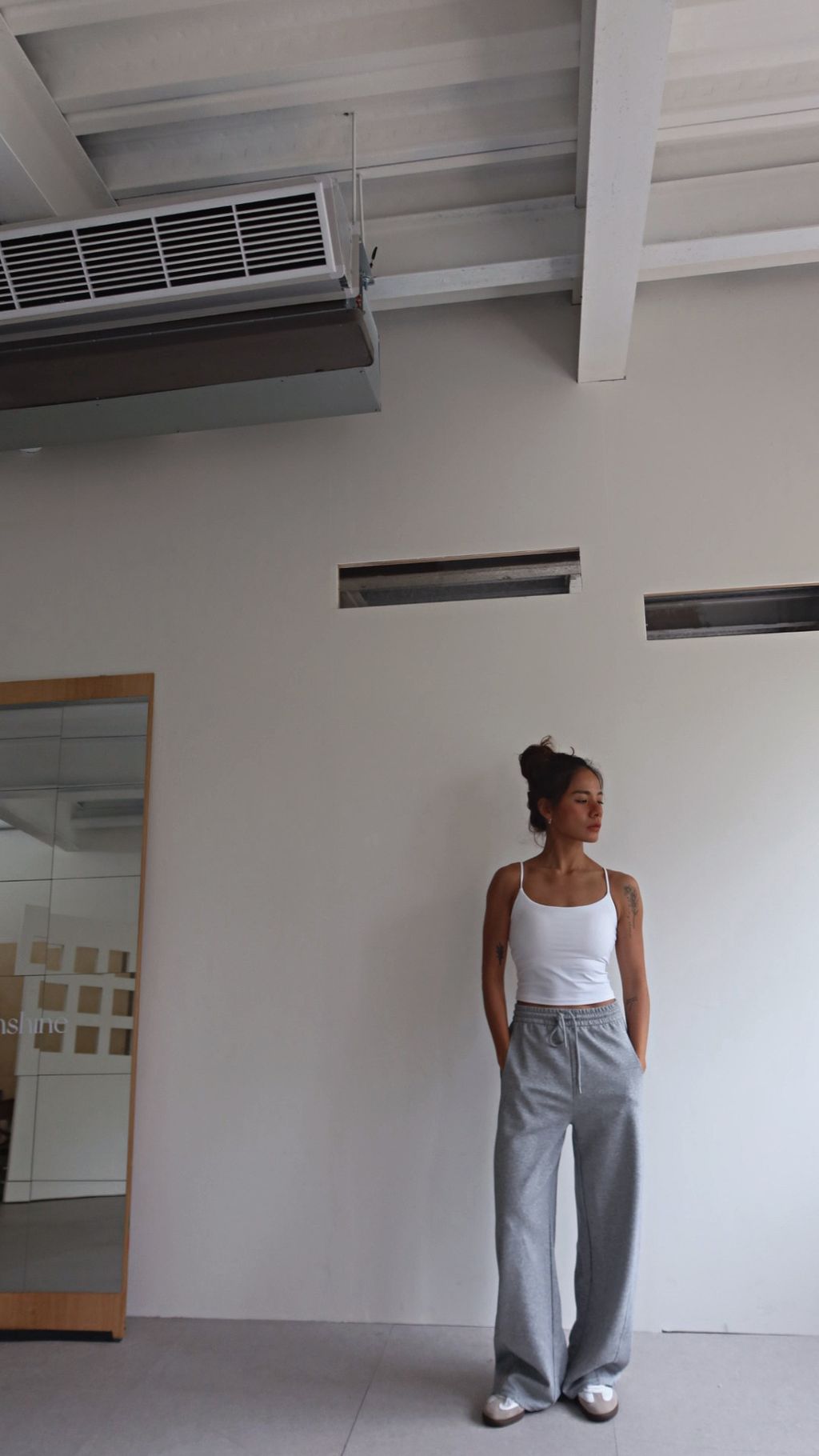 73EF0DE9-20E7-40A7-BE21-88D6A00BCD8D