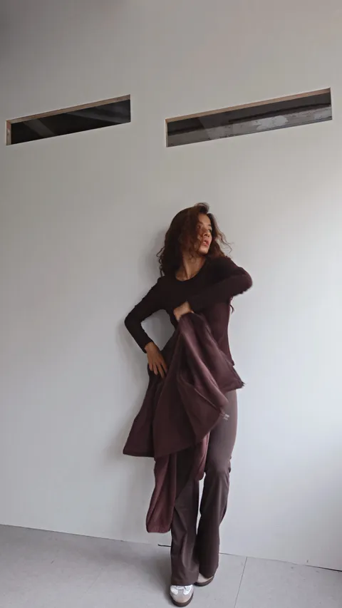 6D86BBF6-E64D-45A1-8FE0-DE50E30EE9A7