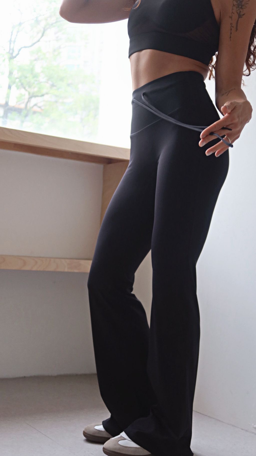 E208F049-A9EF-48D1-A9B0-EF893E46B300