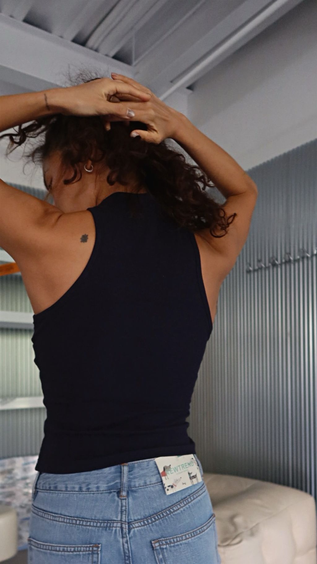 CC76CF85-00E9-493B-9837-86FCD2EC0413