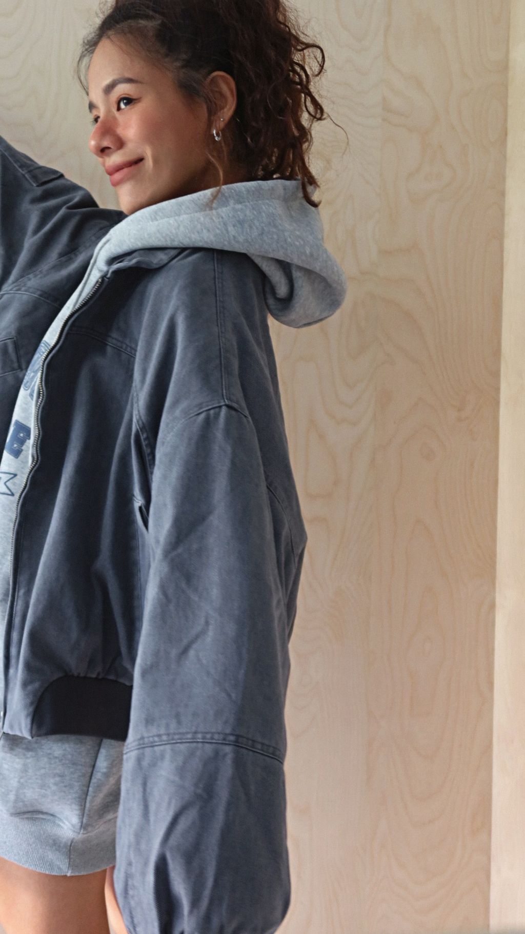 C8C1261D-C5C6-4399-AFBD-F6173F632710