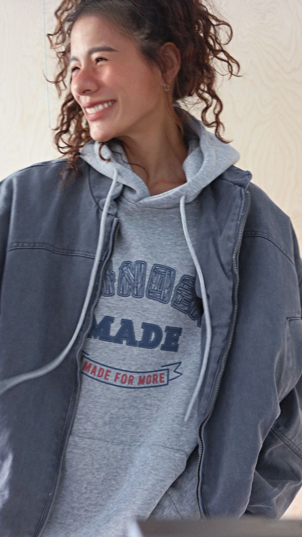 EFF6081E-5766-4008-80EB-03514975C3A4