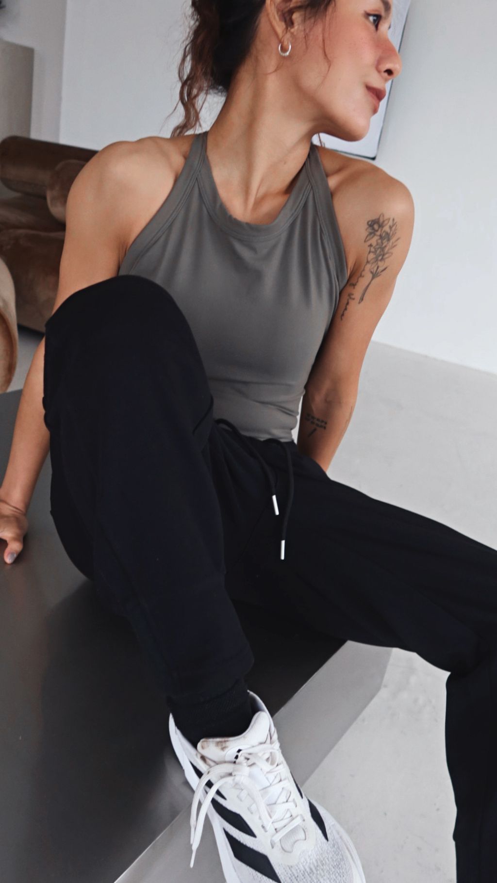 4C24CCF1-C20C-40B4-A178-D4BBA846D459