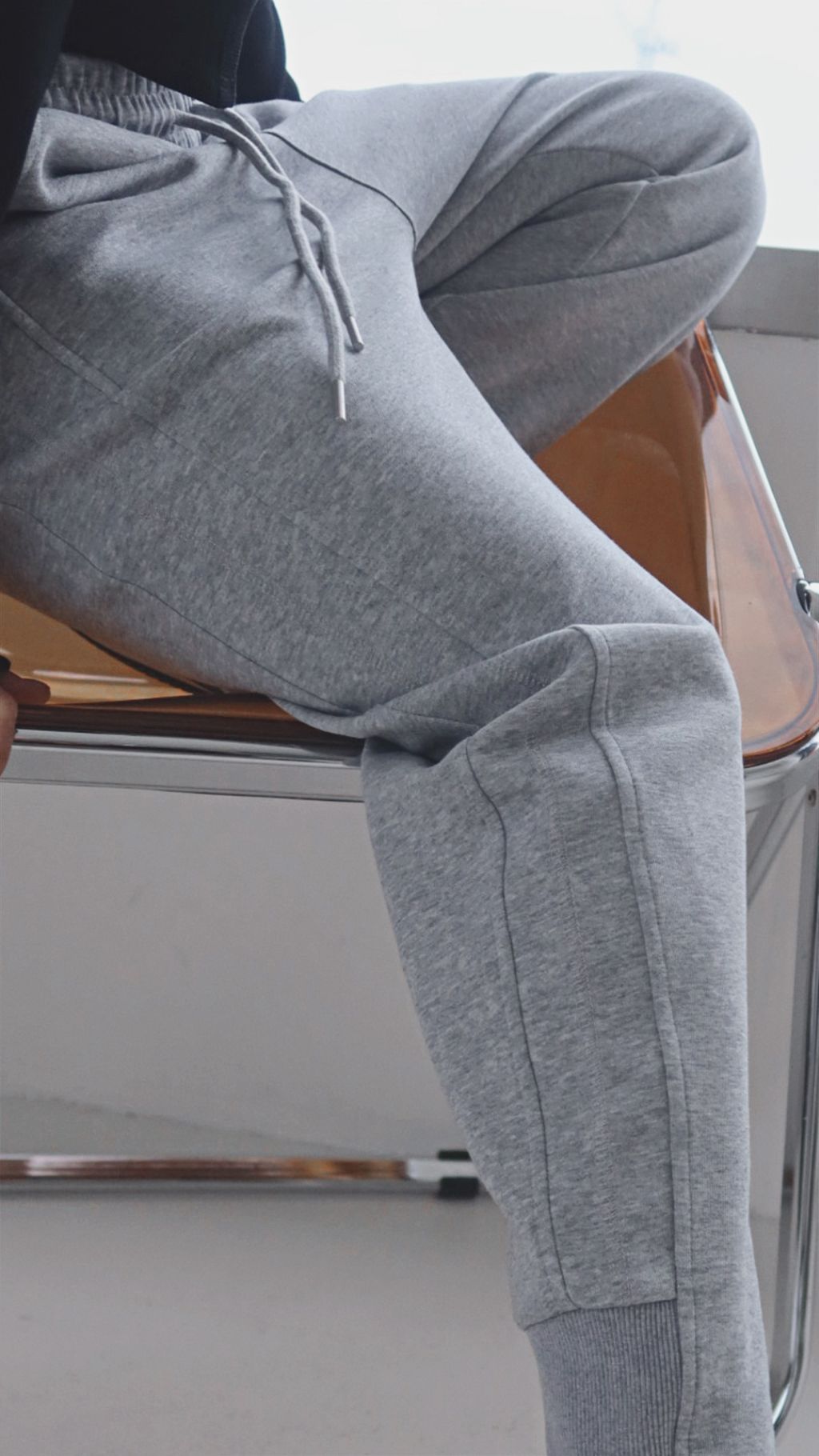 84DC1017-5F92-43C6-9E88-3757BD29E8BA