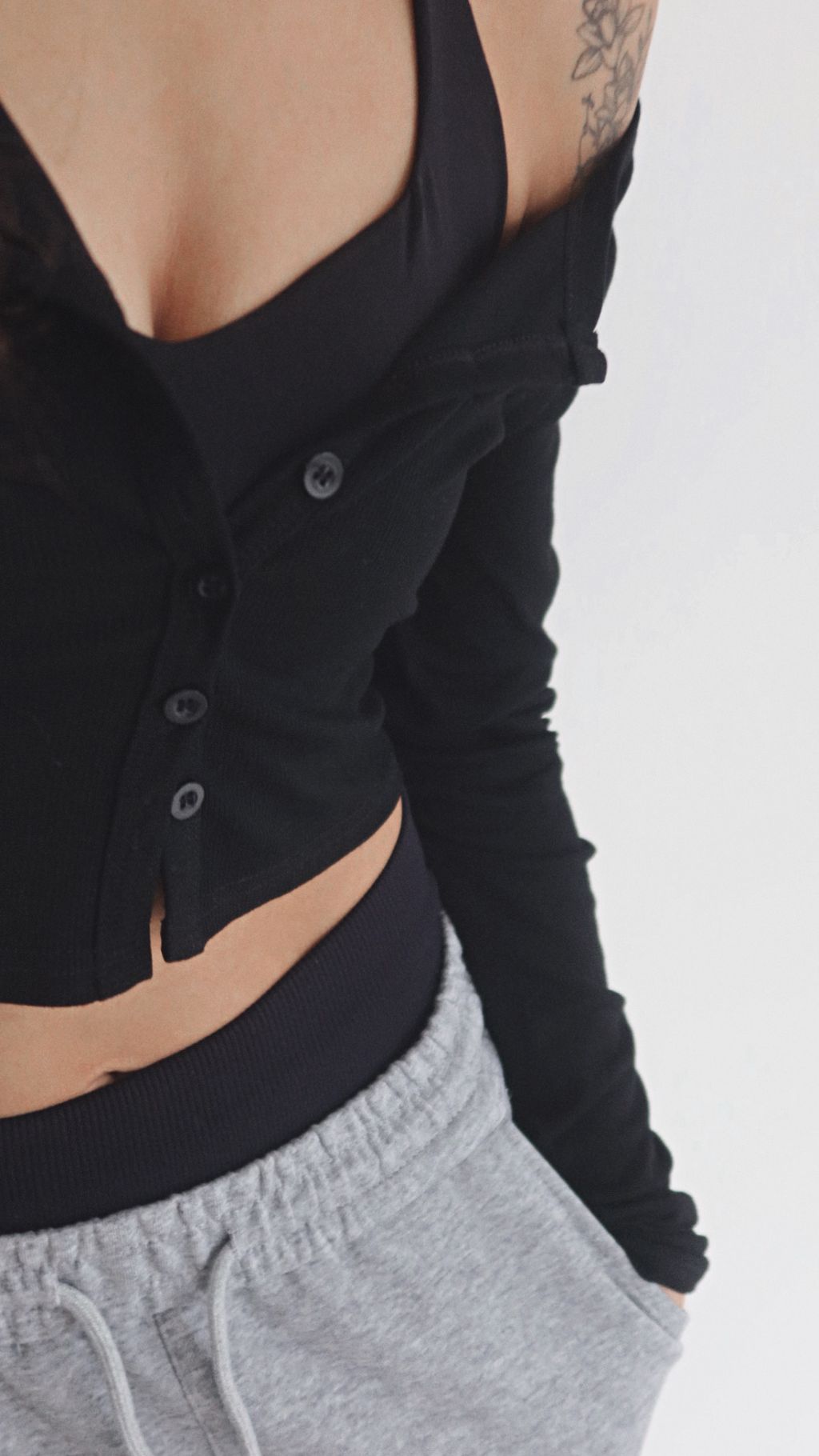 6F97A112-6F93-43F5-A268-5378F12EB882