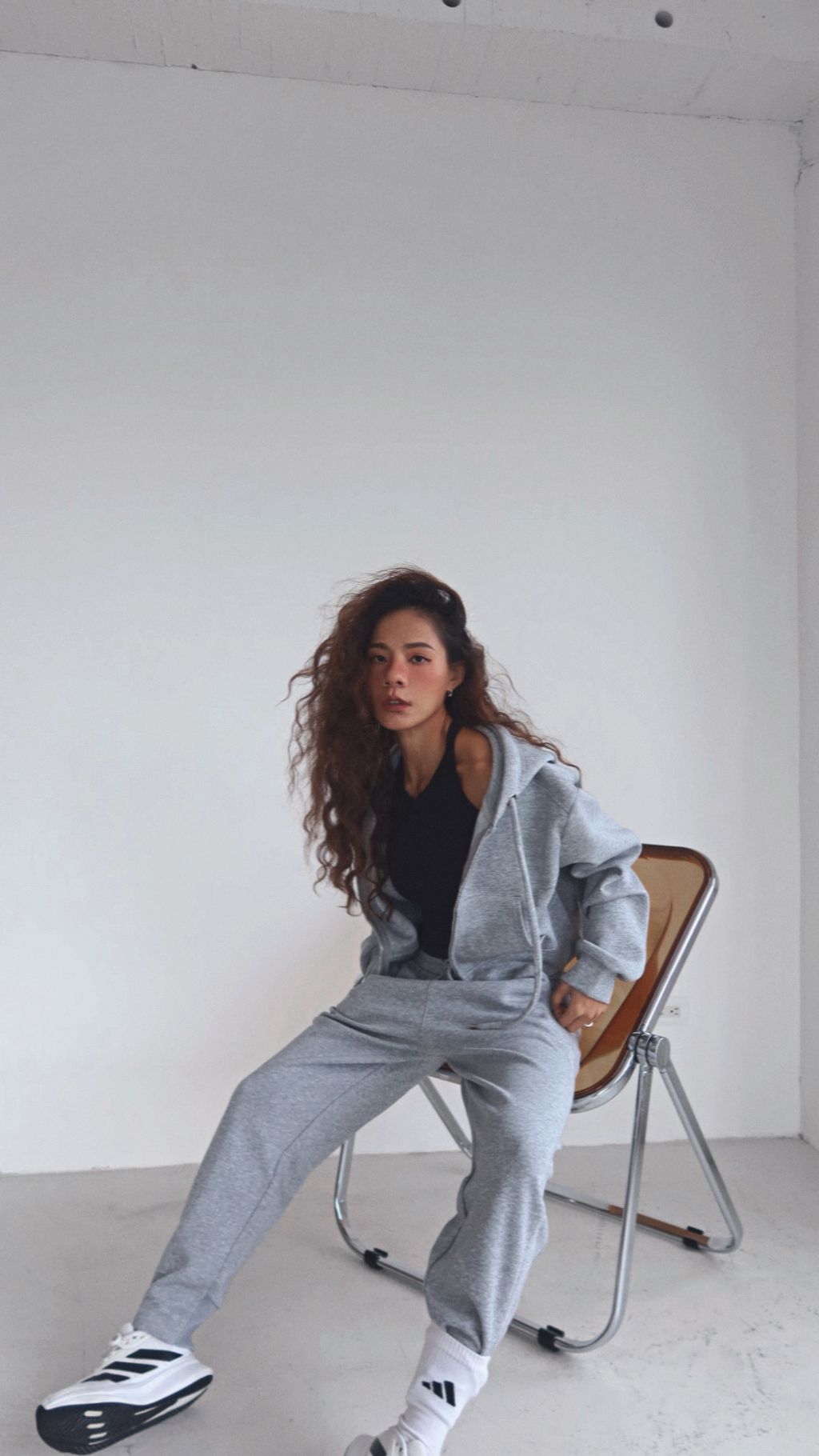 E46CE647-F2E9-460C-AE91-54E4A4EF2534