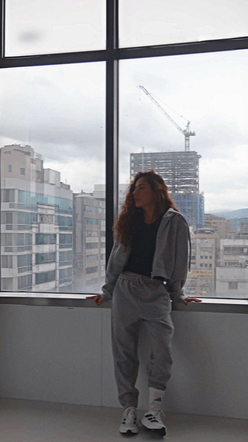 7376EF4A-863E-4FB2-AF40-6587931E1B0A