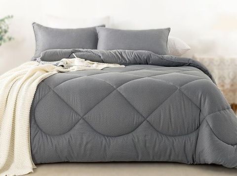 1380177893165892241-MIJTMTMQ2