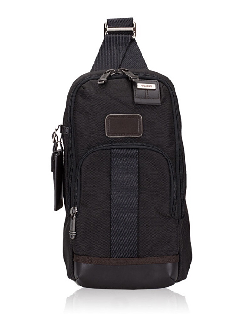 tumi fife slim sling bolsa
