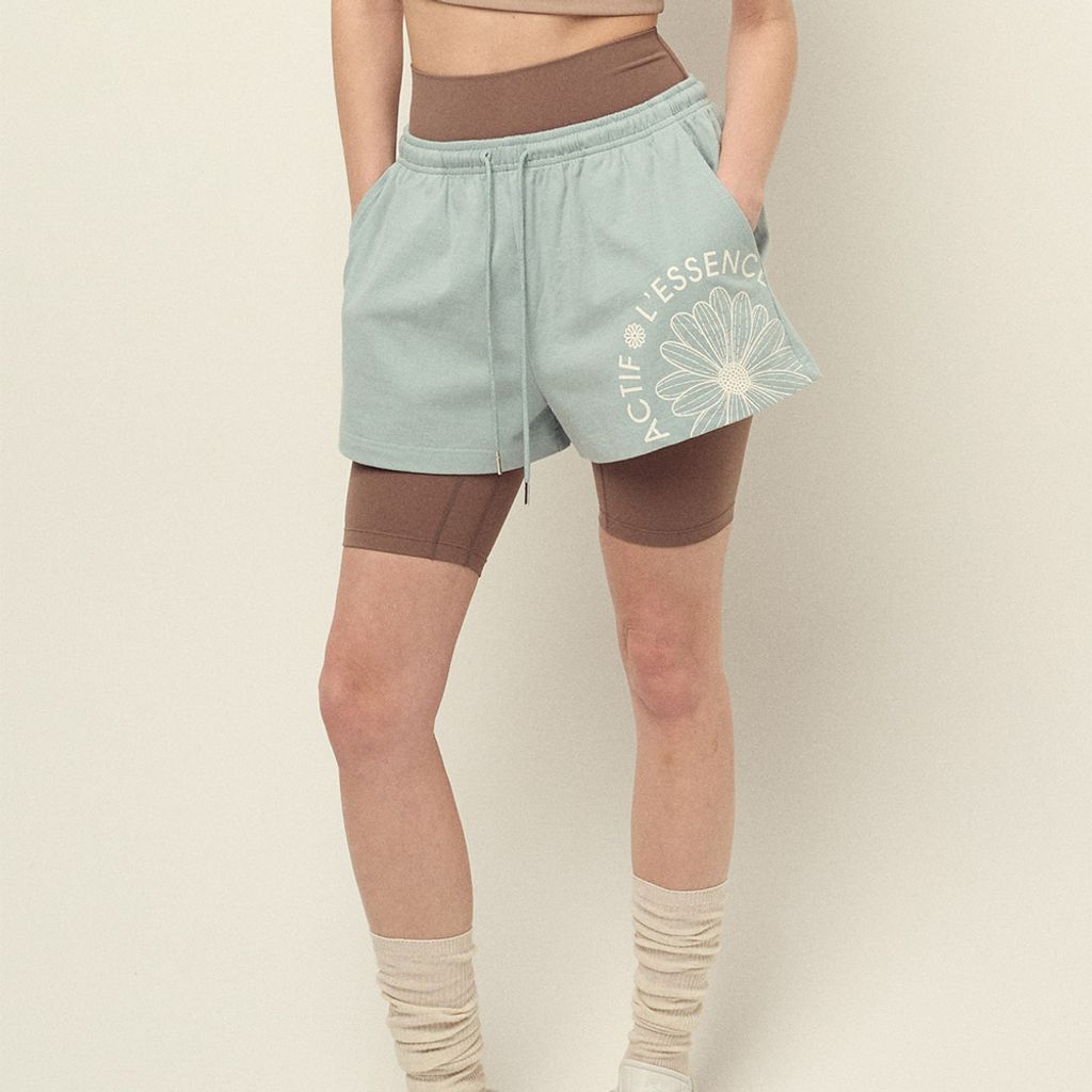 MINT IVORY