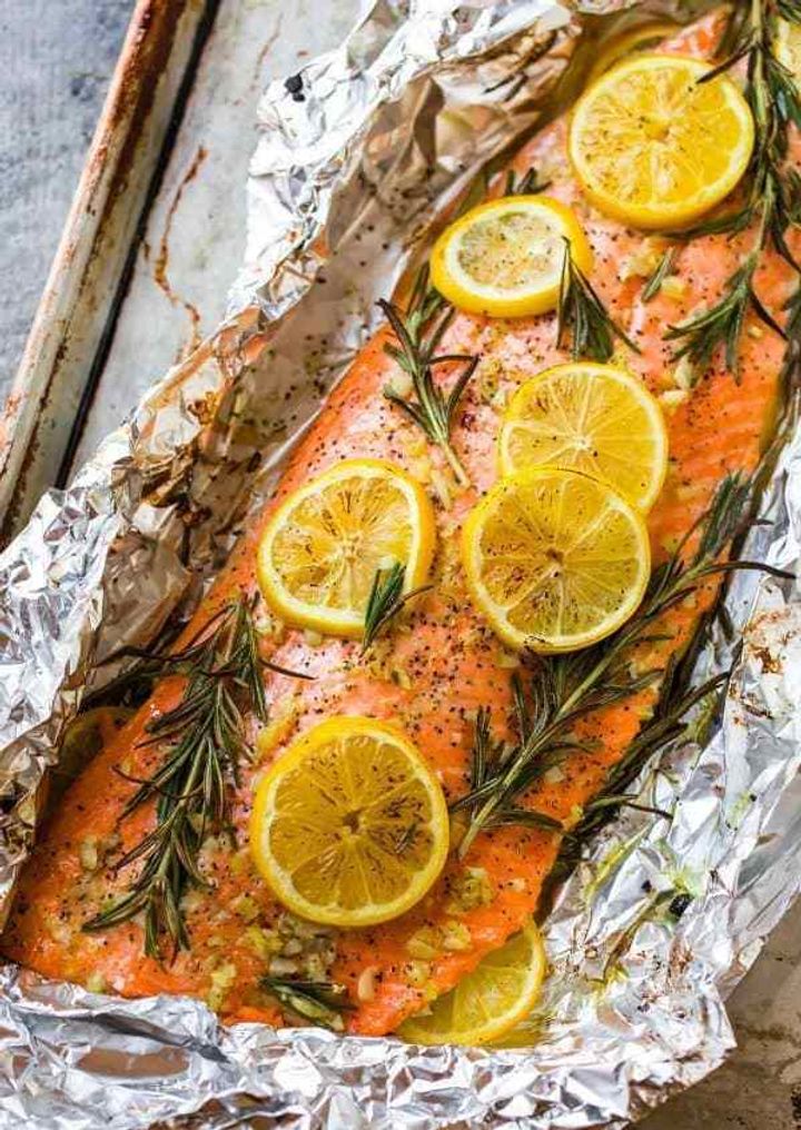 Baked-Salmon-in-Foil.jpg