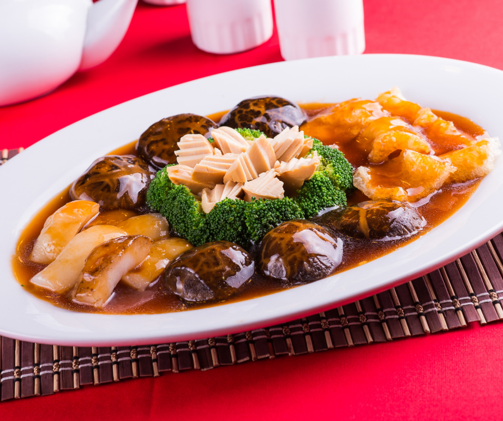 braised sea cucumber.png