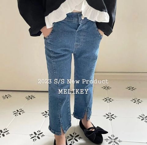 1EC01D3D-D108-4125-9CF6-ED7858602C54