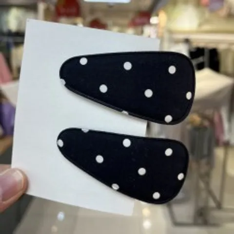 1743472466_m