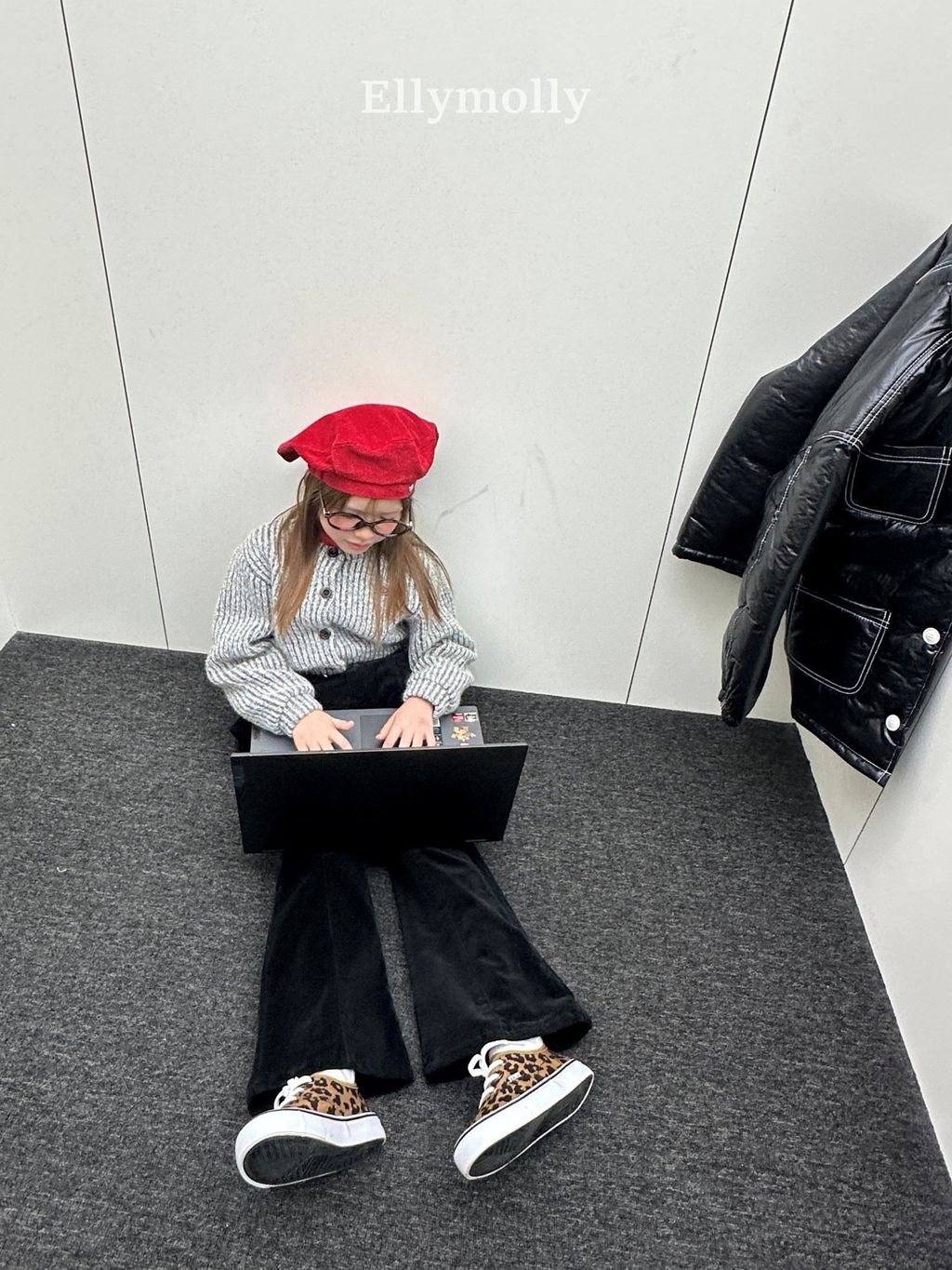 d6bb1563fla4c57bcf691a8e355fd92d