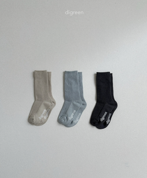 截圖 2025-11-23 凌晨1.35.19