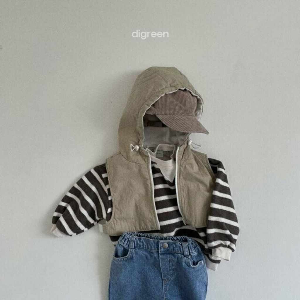 8F9C4619-CBCB-4BC9-A388-942D89722DEE