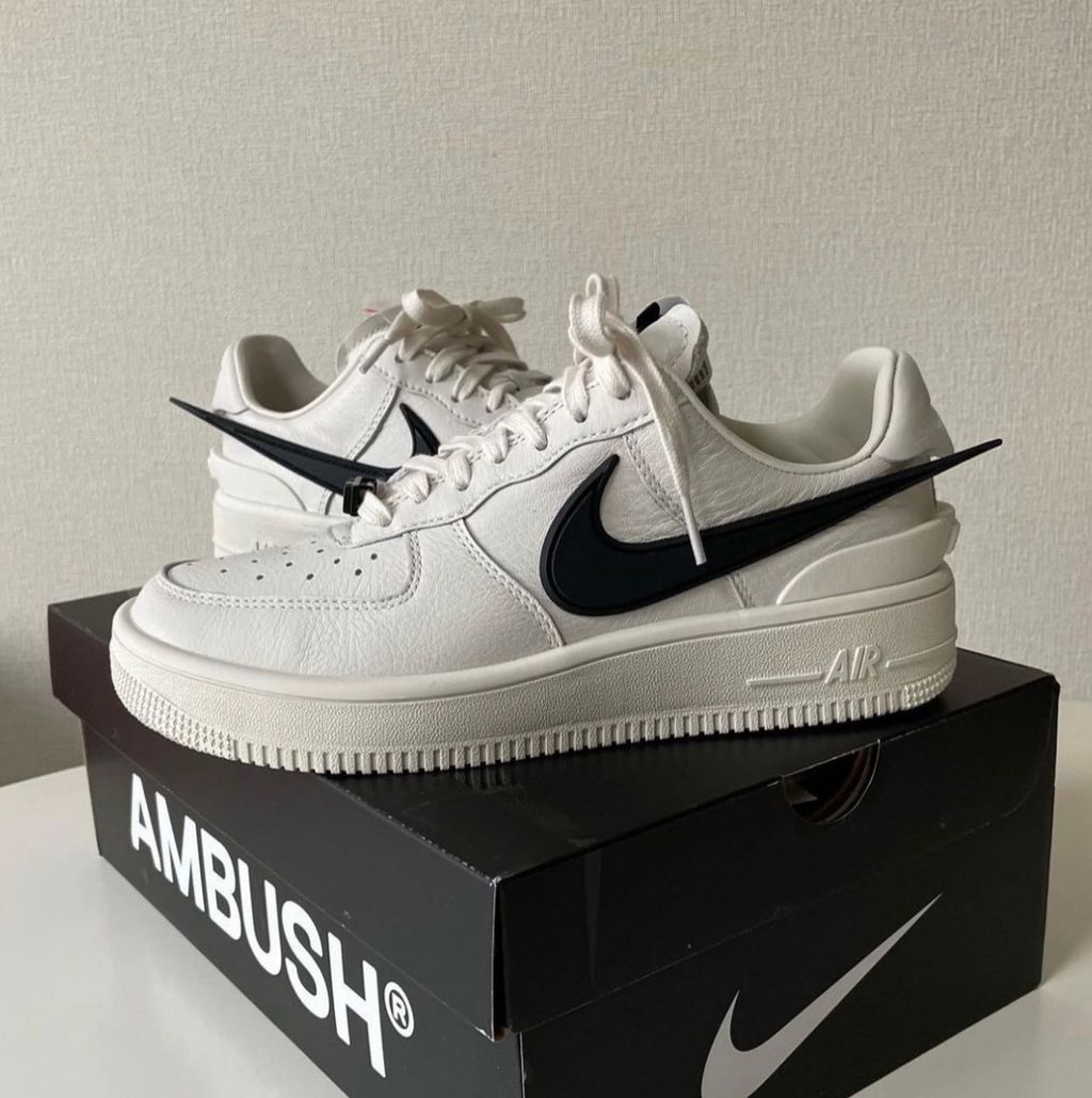 靴NIKE AIR FORCE 1 LOW SP AMBUSH 30cm希少サイズ