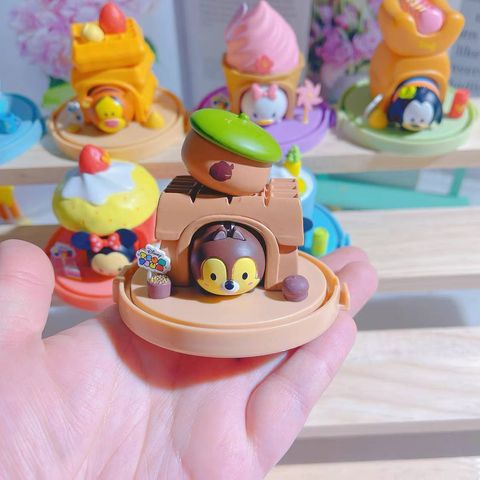 photo_6147917463279485488_y