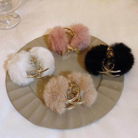 photo_6229020172543444358_y