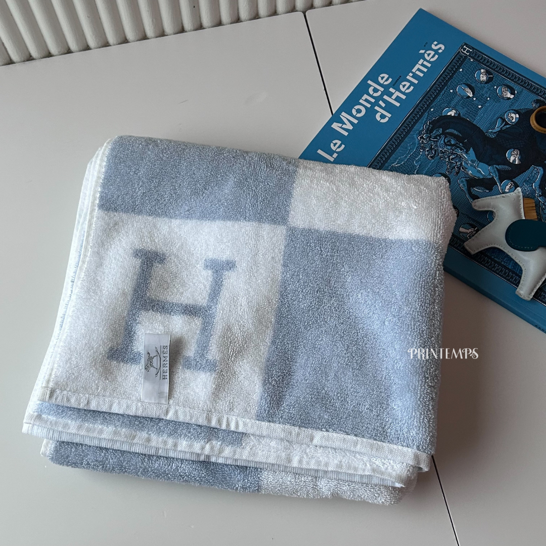 H寶寶藍浴巾 (3)