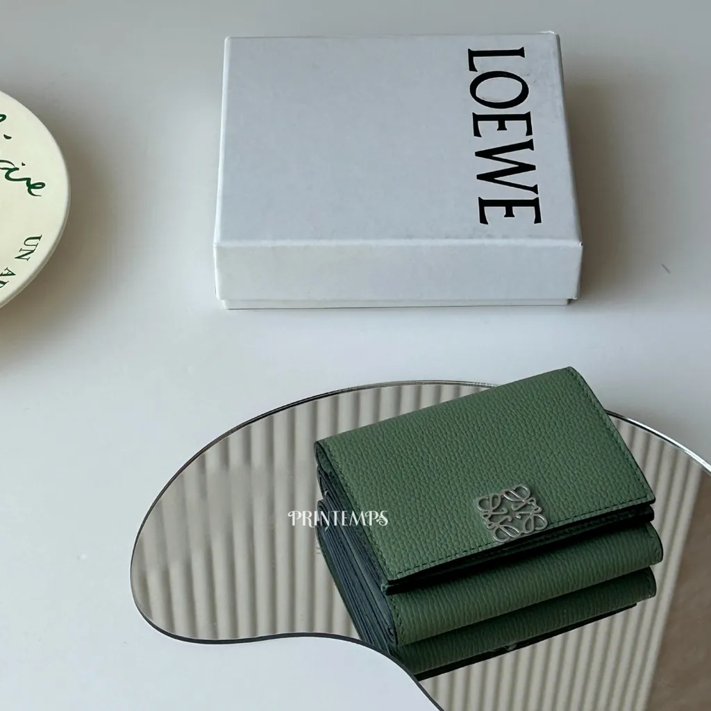 LOEWE迷你短夾綠色 (3)