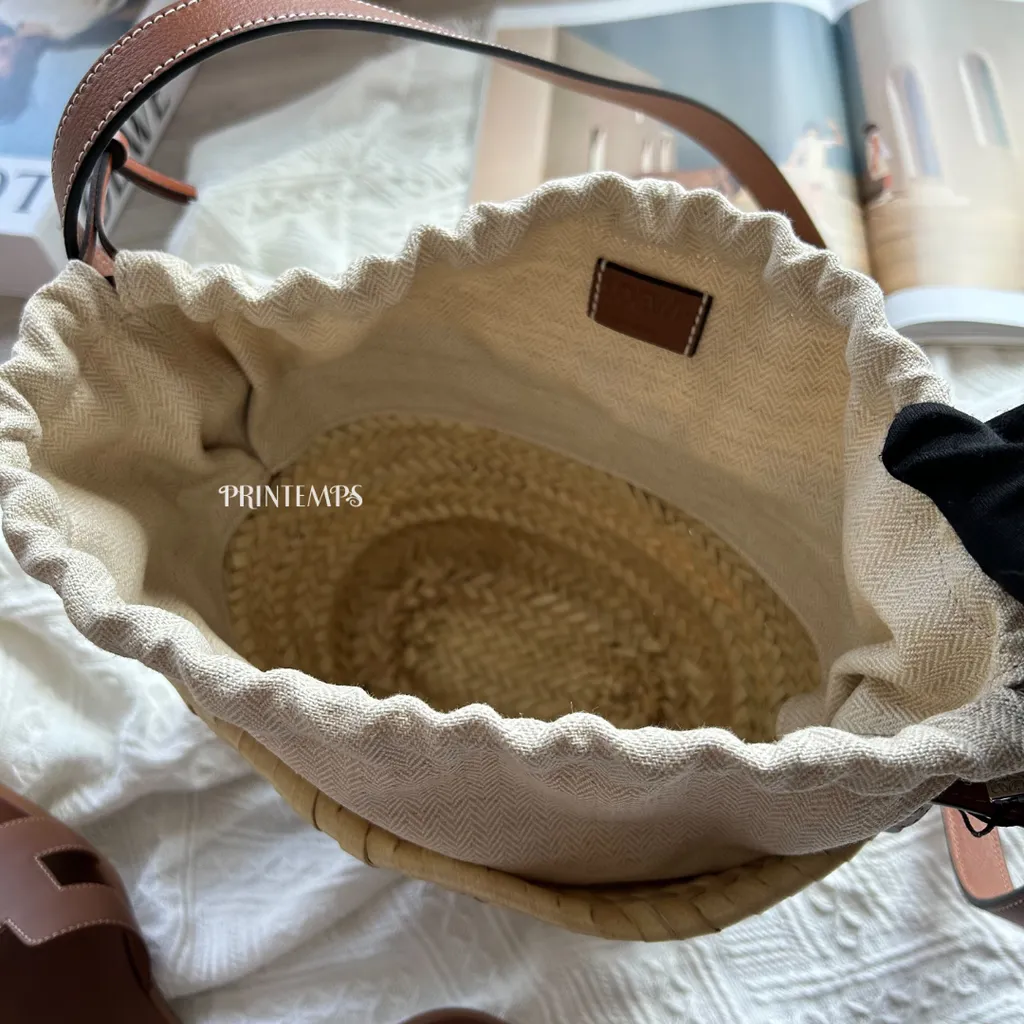 LOEWE迷你草編側背包 (9)