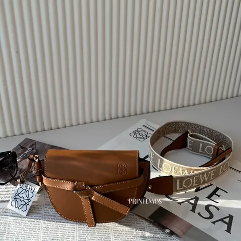 LOEWE Mini Gate咖色 (10)