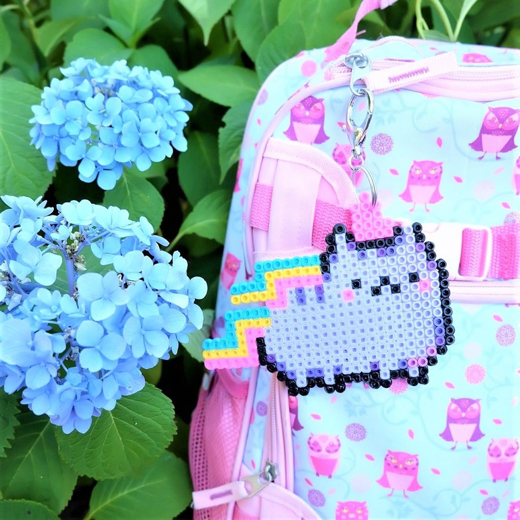 DIY-Perler-Bead-Zipper-Pulls2.jpg